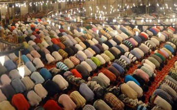 أحب الناس إلى الله